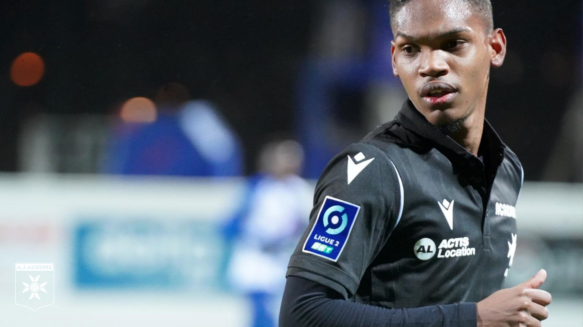 Un côté gauche remanié face à l'ACA