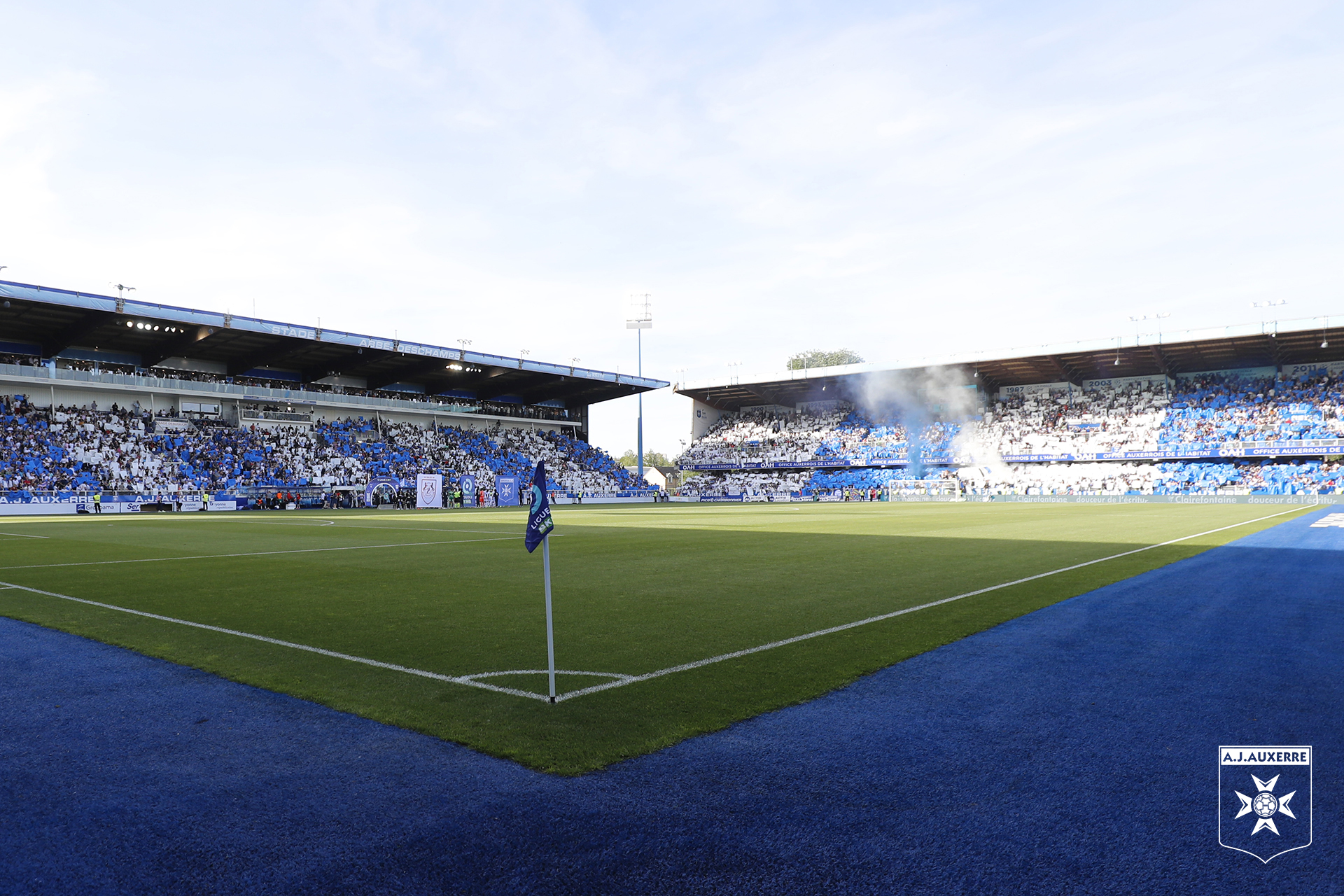 Une fan zone au Stade Abbé Deschamps pour le barrage retour