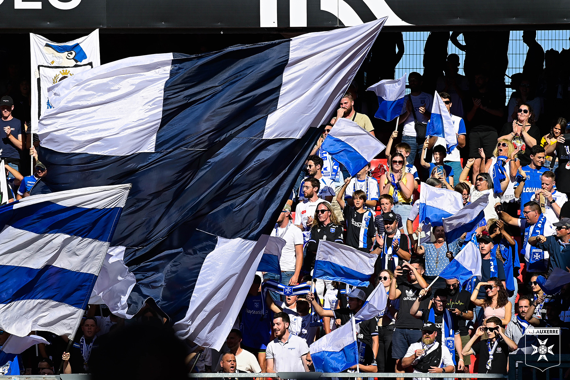 Déplacement à Troyes : 900 places disponibles et transport offert par le club !