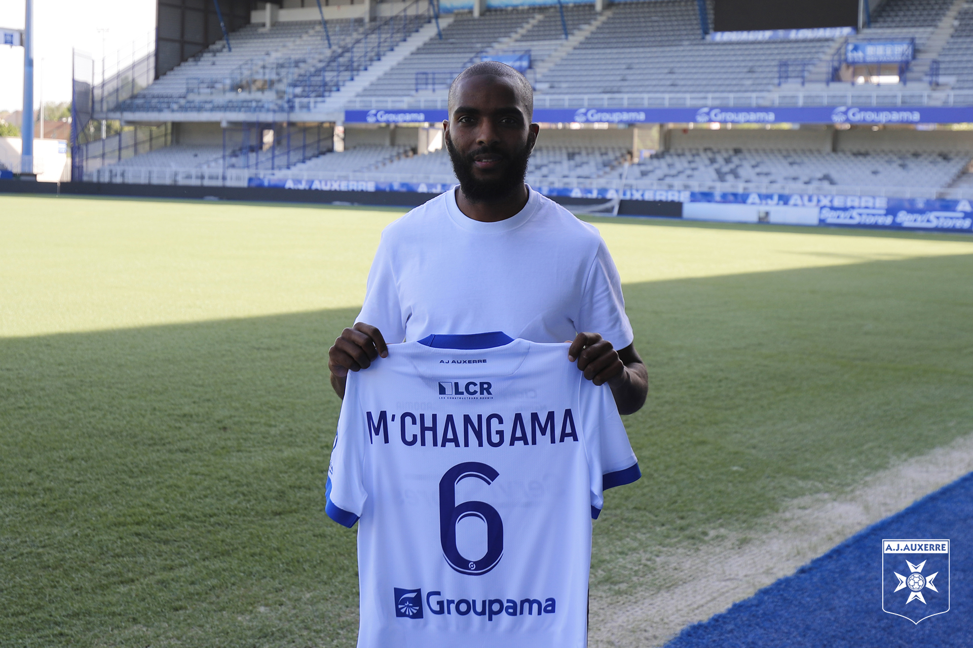 Youssouf M'Changama signe à l'AJ Auxerre