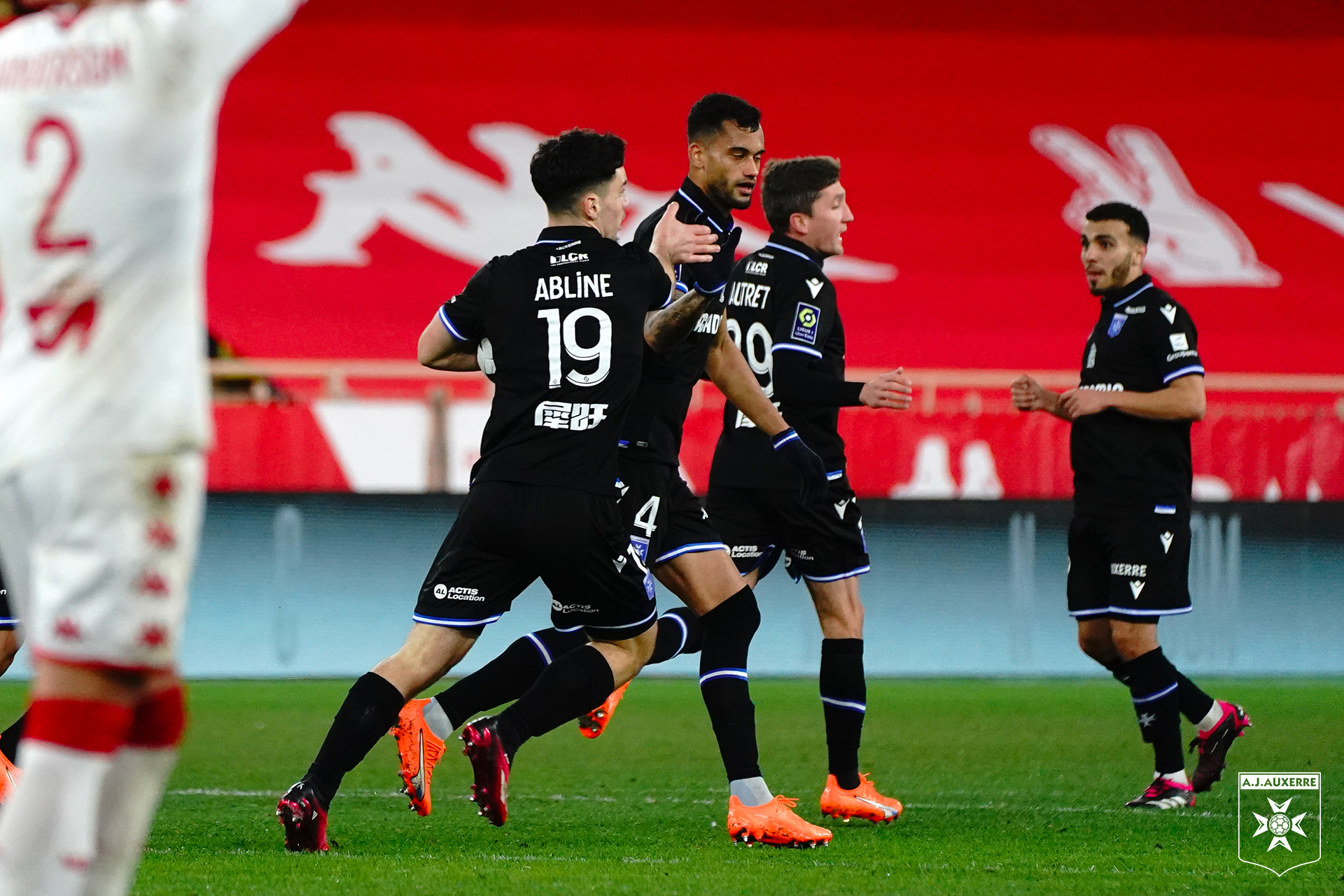Défaite frustrante pour l'AJA à Monaco